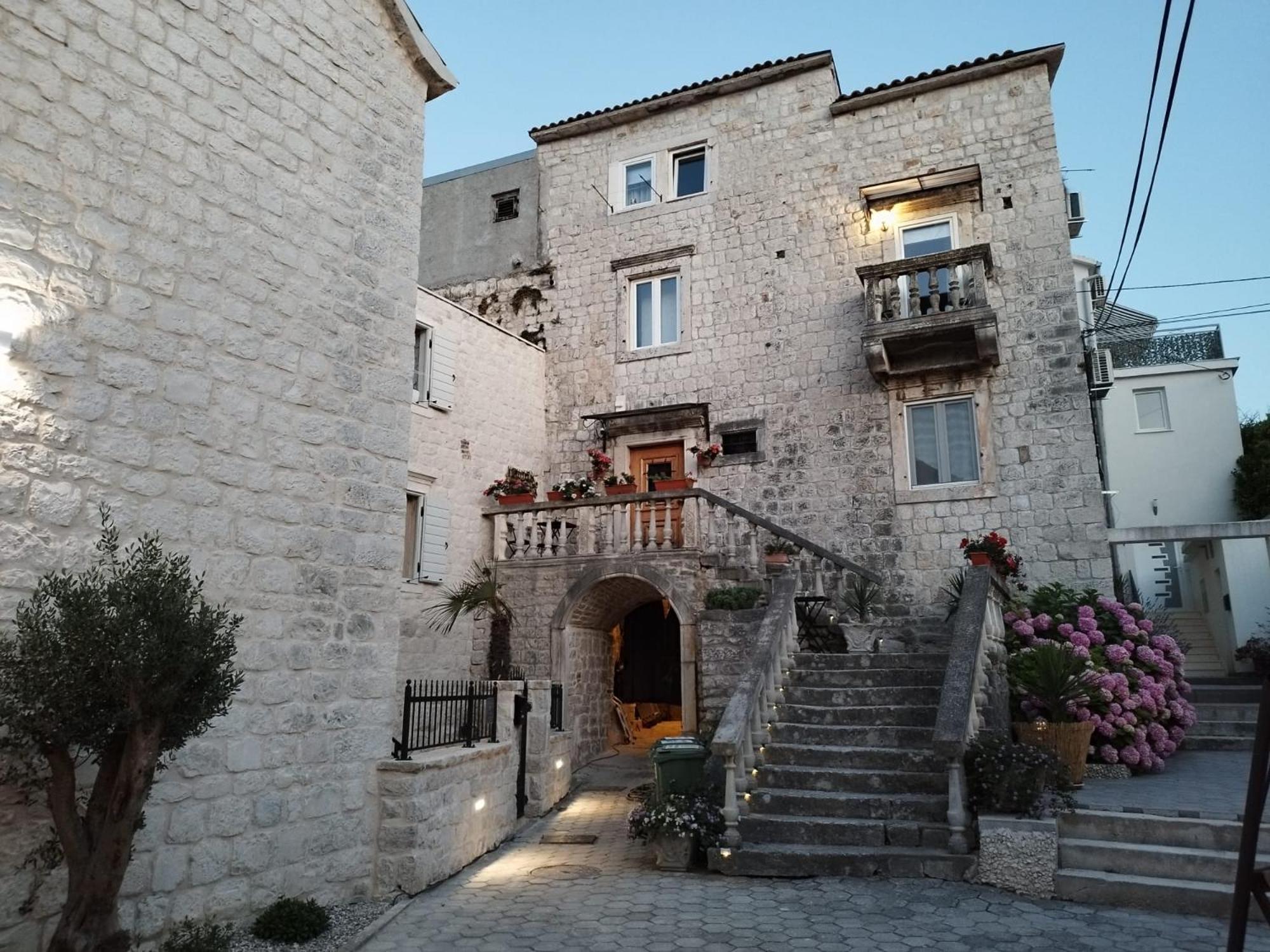 Guest House Exalto Трогир Экстерьер фото